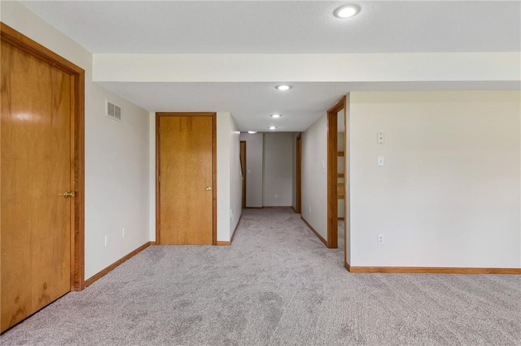 7808 N Nodaway Avenue — photo 35