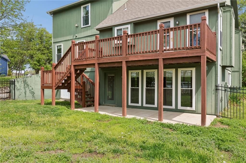 7808 N Nodaway Avenue — photo 46