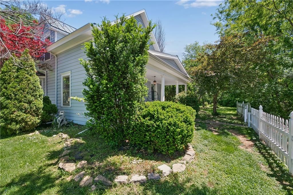 424 Walnut Street — photo 5
