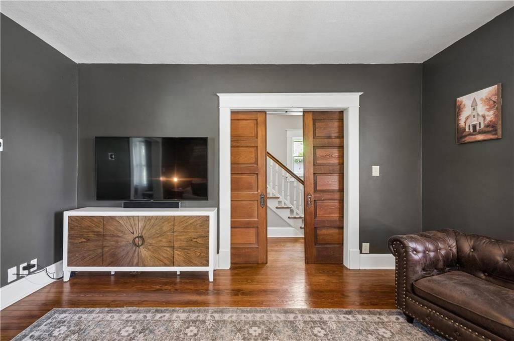 424 Walnut Street — photo 9