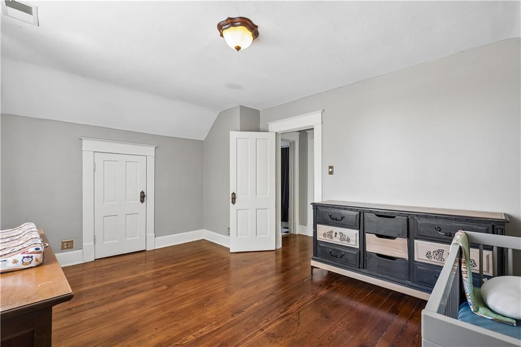424 Walnut Street — photo 32
