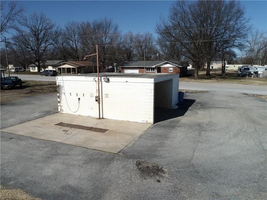 508 W Main Street — photo 15