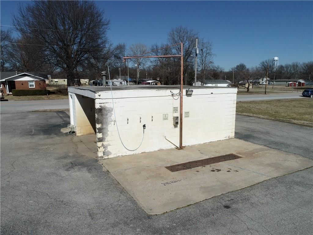 508 W Main Street — photo 17