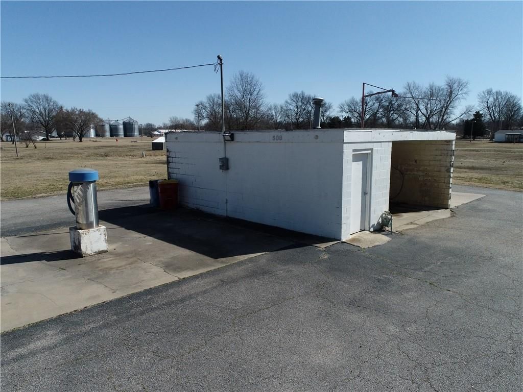 508 W Main Street — photo 24