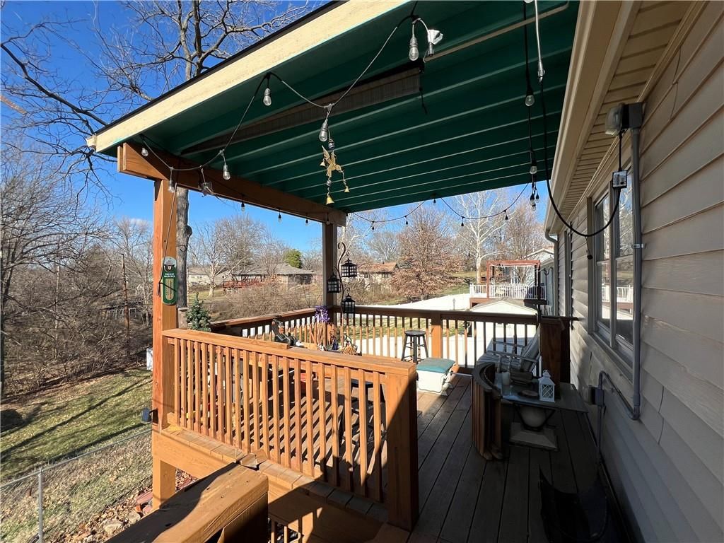 8 NW 67TH Terrace — photo 3