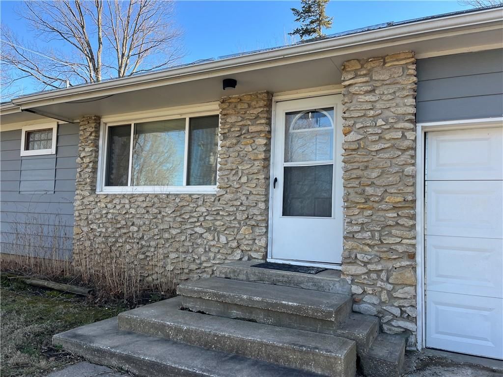 33915 W 83rd Street — photo 6
