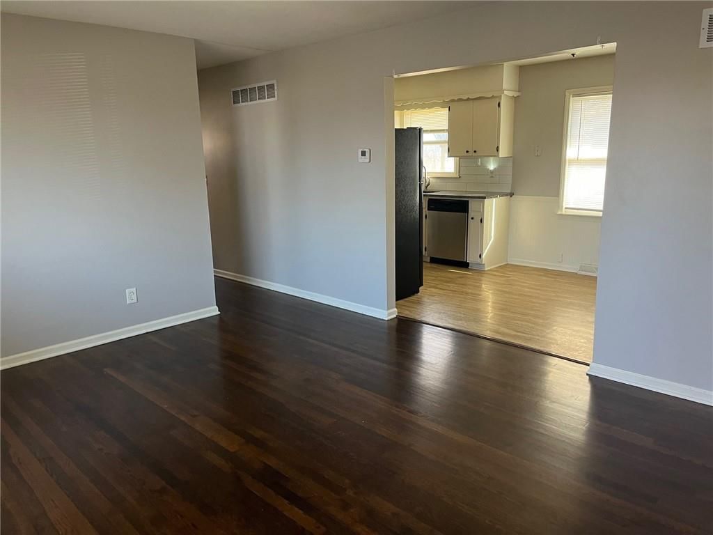 33915 W 83rd Street — photo 9