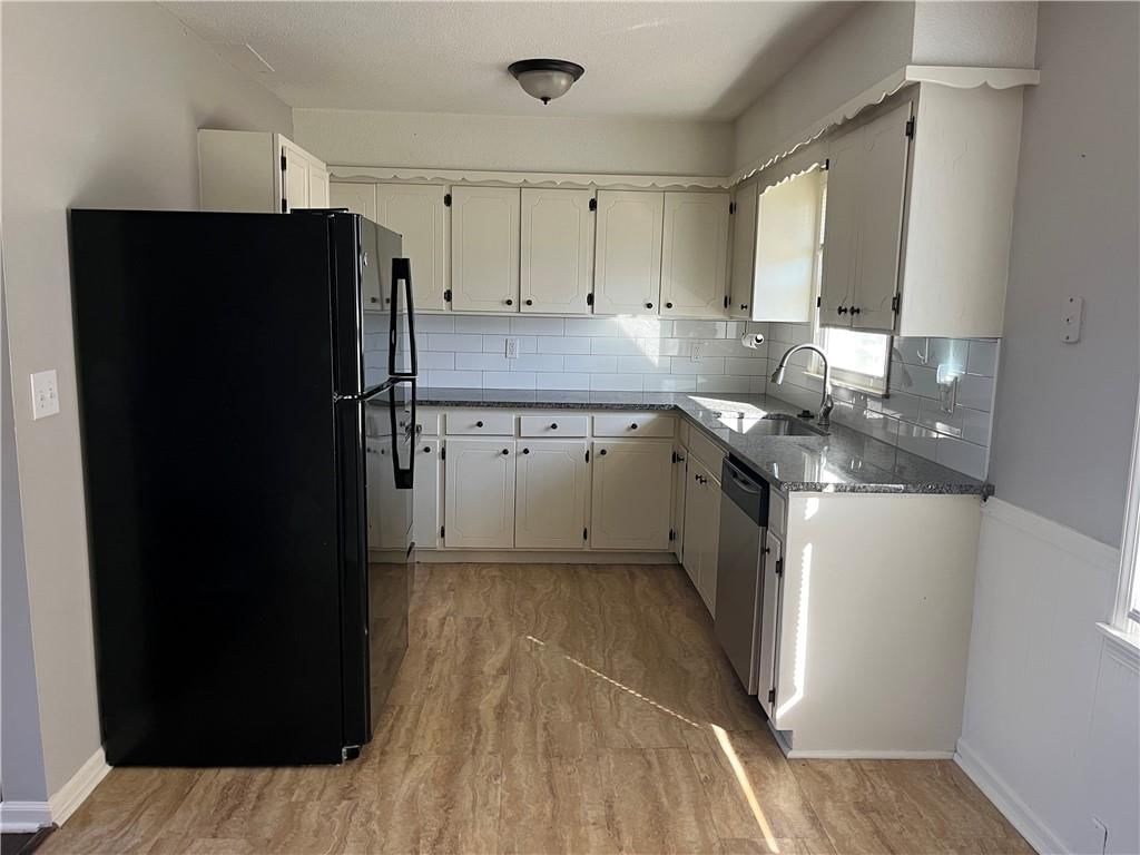 33915 W 83rd Street — photo 12