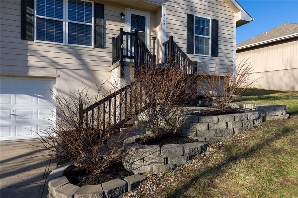 2118 Glenside Road — photo 4