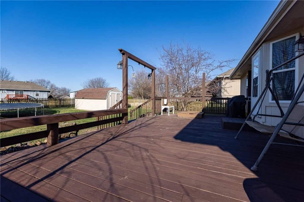 2118 Glenside Road — photo 31