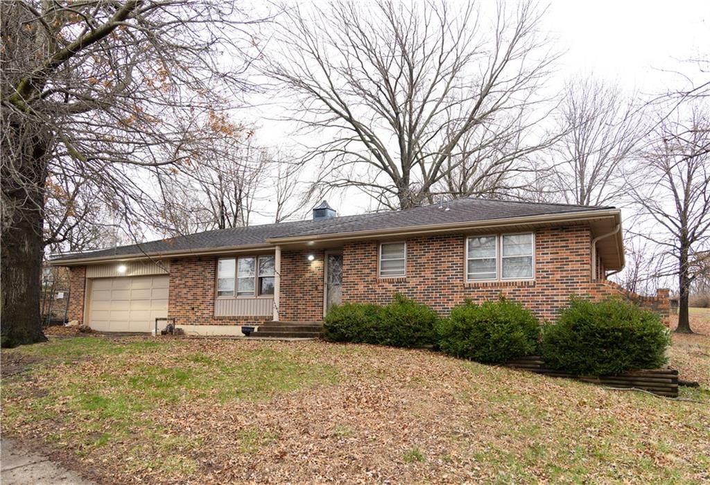 907 S Jones Road, Independence, MO