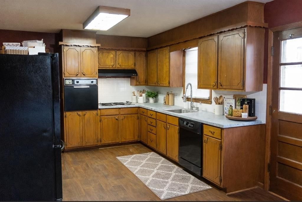 907 S Jones Road — photo 4