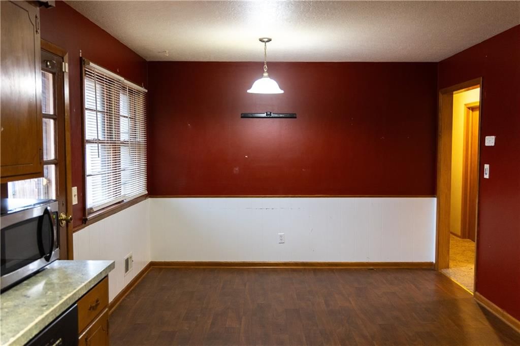 907 S Jones Road — photo 7
