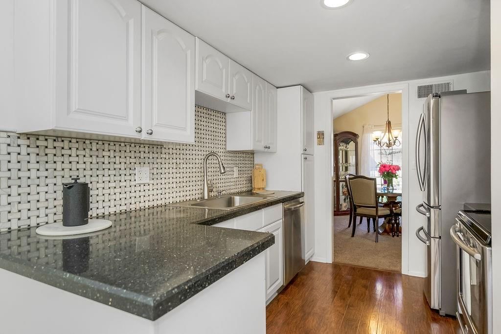11051 W 95th Terrace — photo 9