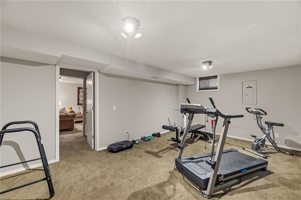 14309 Windsor Drive — photo 31