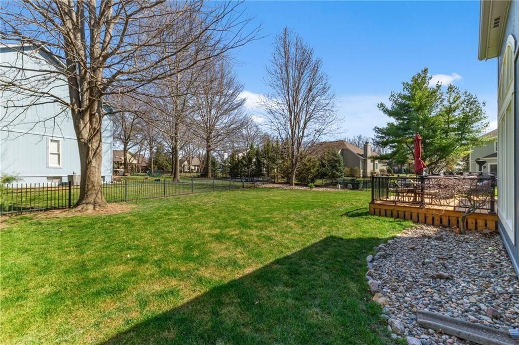 14309 Windsor Drive — photo 37