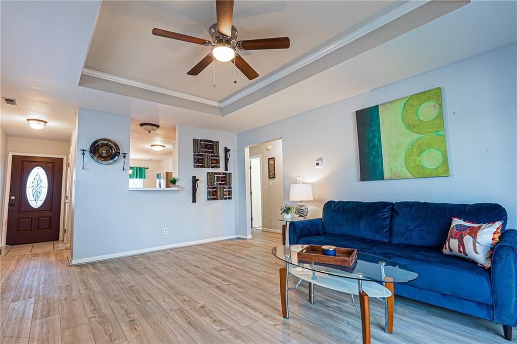 1204 Sunchase Drive — photo 4