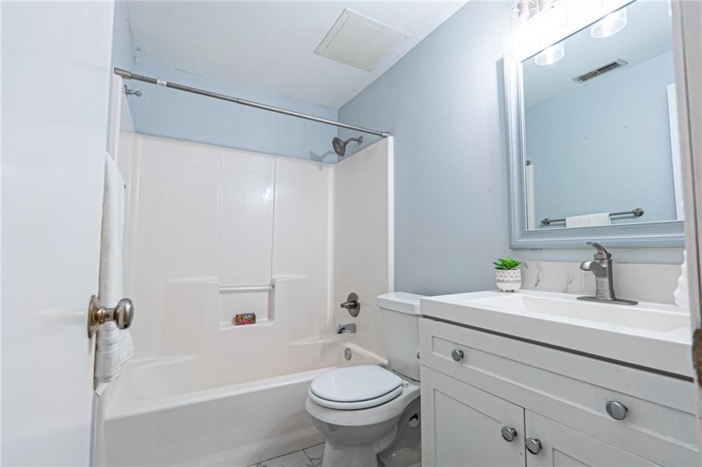 1204 Sunchase Drive — photo 15