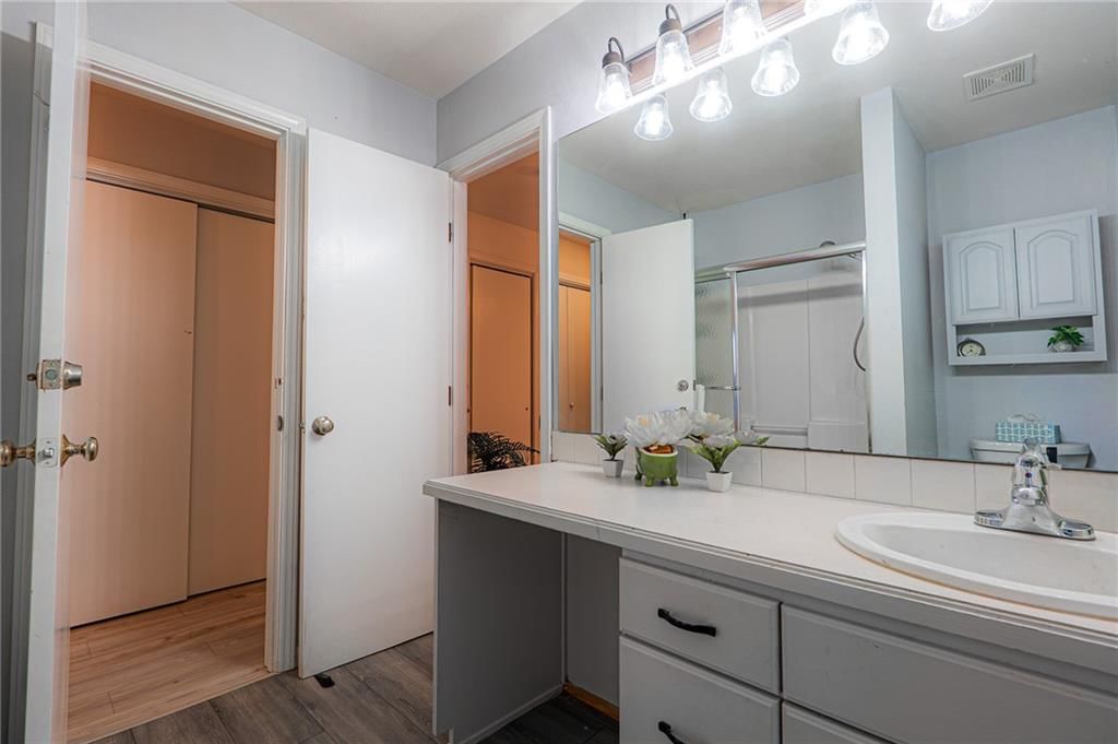 1204 Sunchase Drive — photo 23