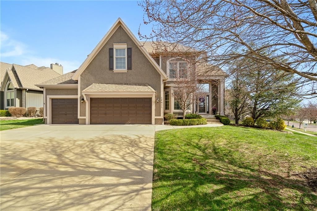 14011 Rosehill Lane, Overland Park, KS