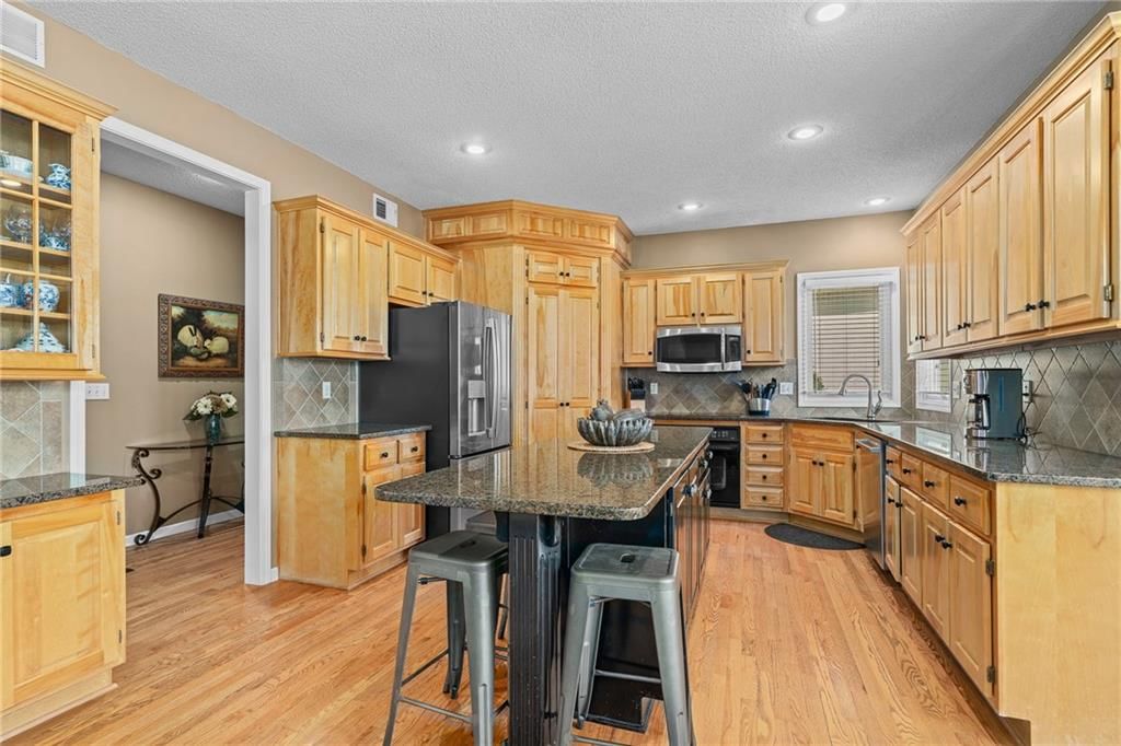 14011 Rosehill Lane — photo 2