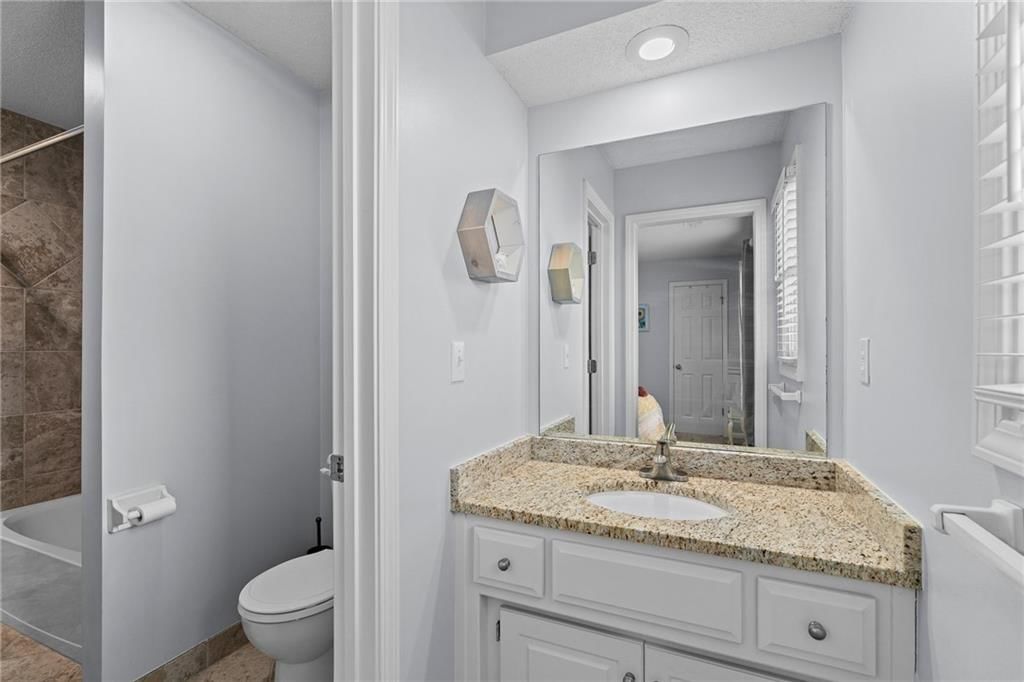 14011 Rosehill Lane — photo 30