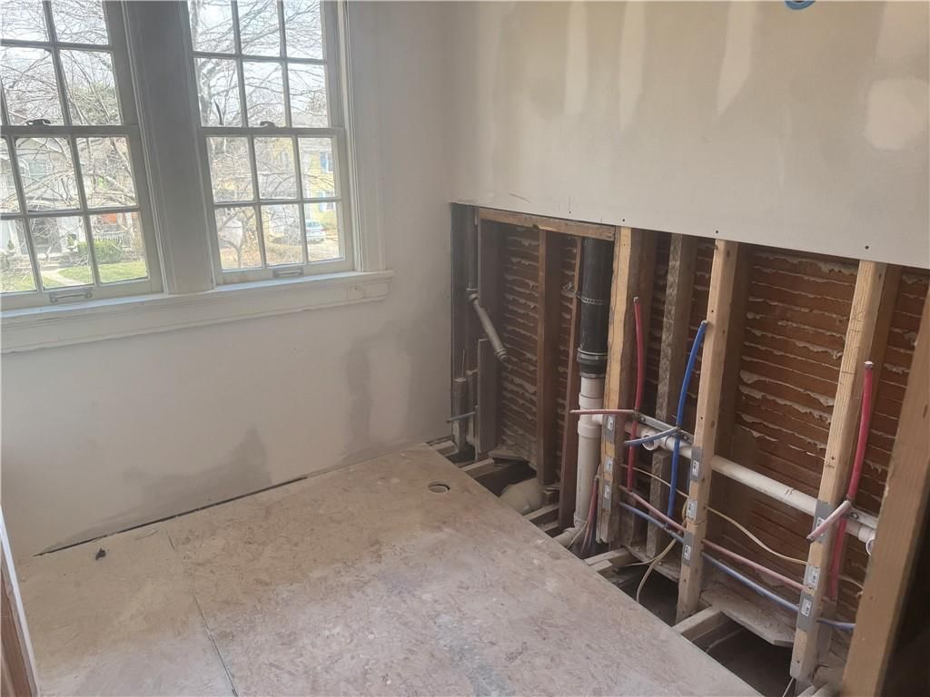 5500 Central Street — photo 26