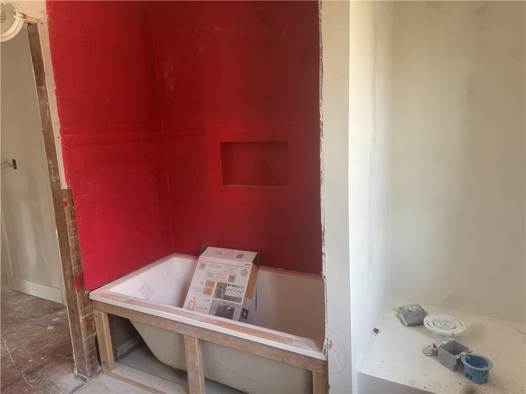 5500 Central Street — photo 27