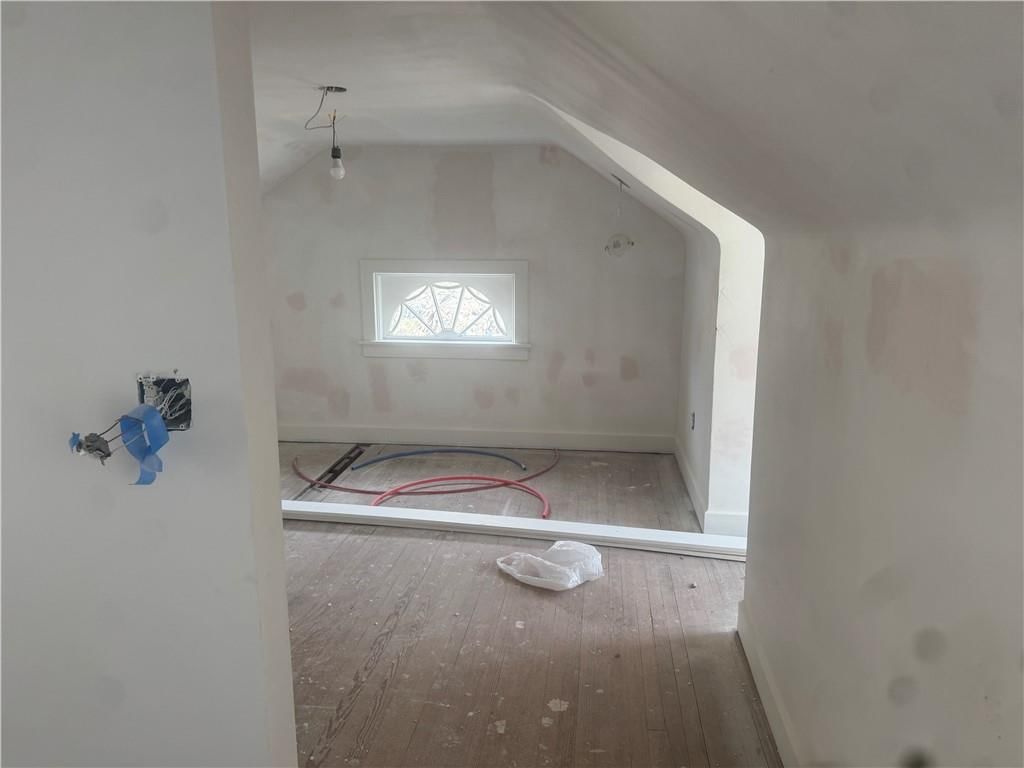 5500 Central Street — photo 33