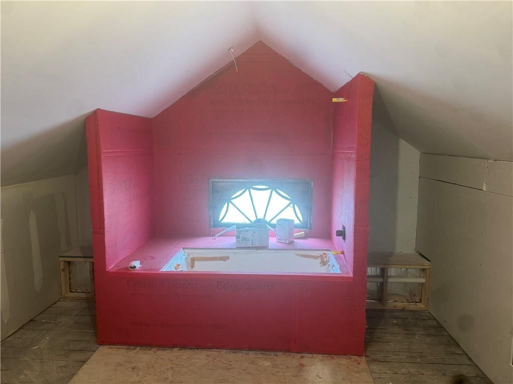 5500 Central Street — photo 36