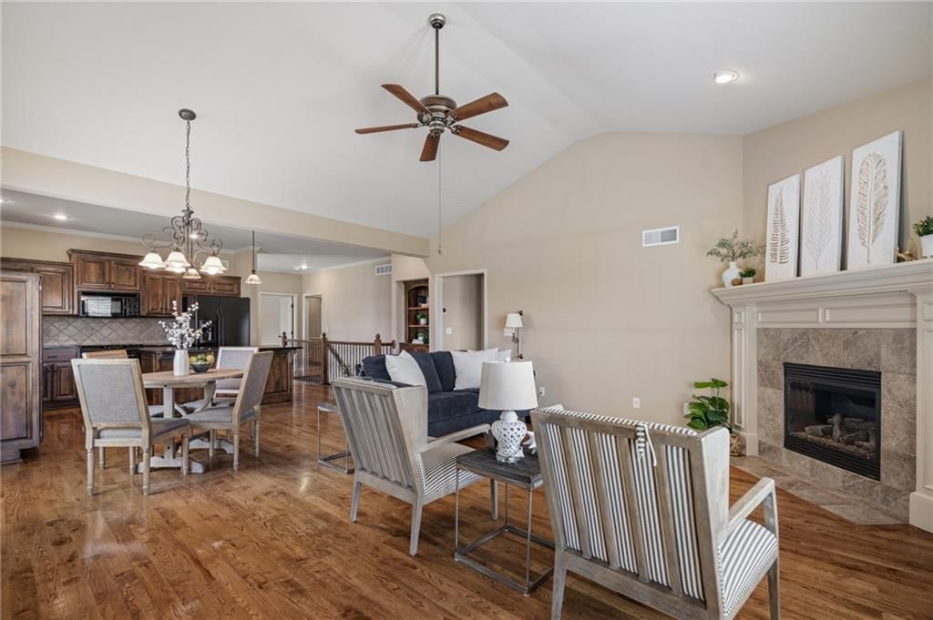 21399 W 116th Street — photo 22
