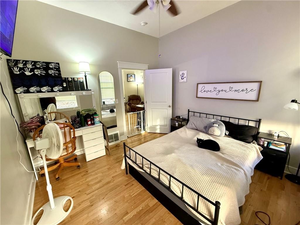 3004 Messanie Street — photo 14