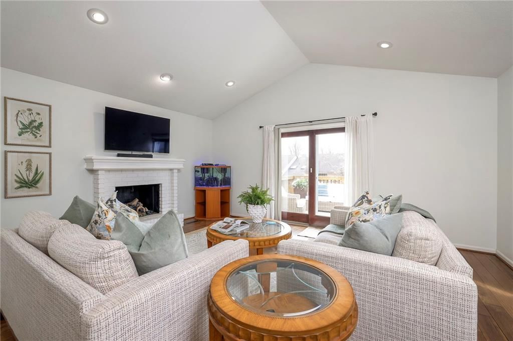 10890 Bradshaw Street — photo 4