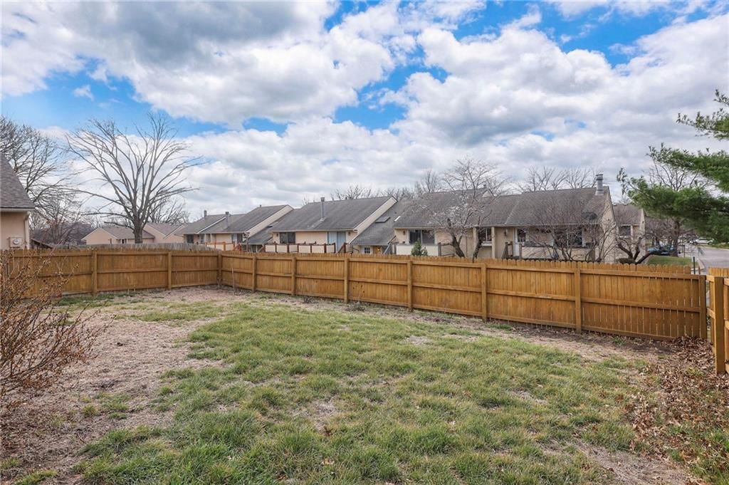 10890 Bradshaw Street — photo 31