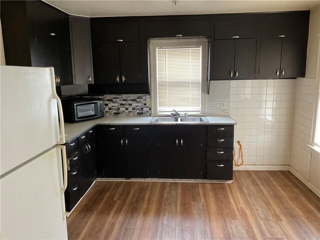 1939 N 25th Street — photo 11