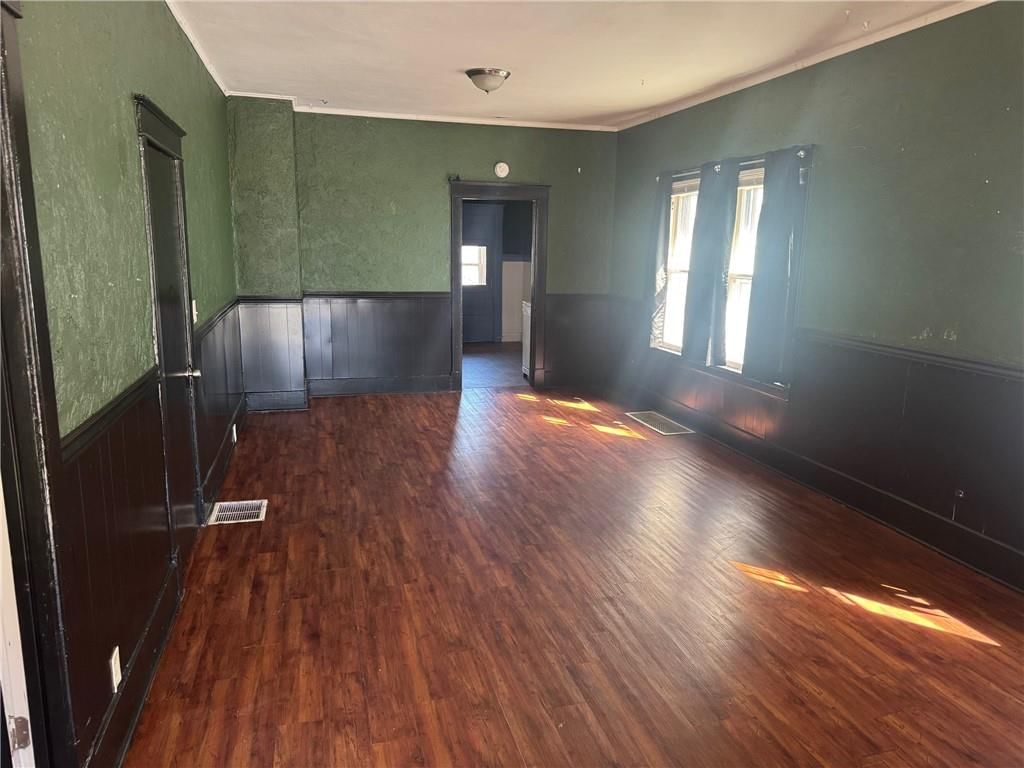 324 W Southside Boulevard — photo 3