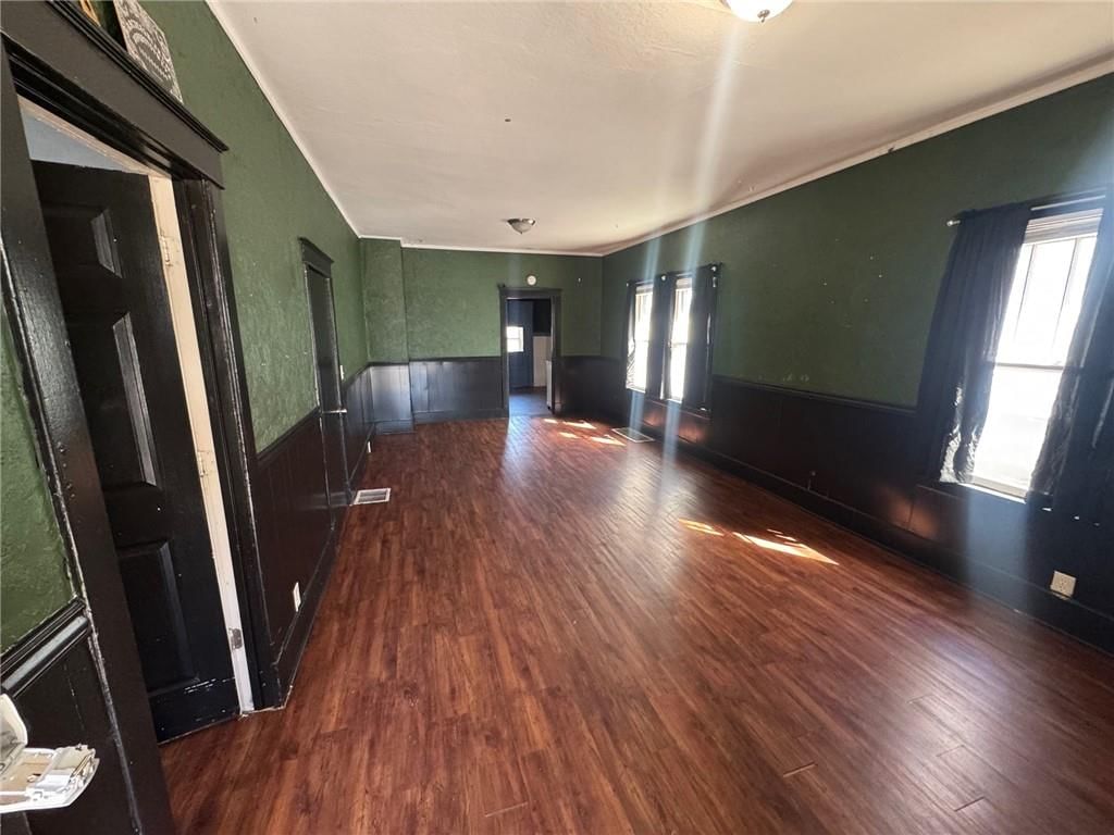 324 W Southside Boulevard — photo 4