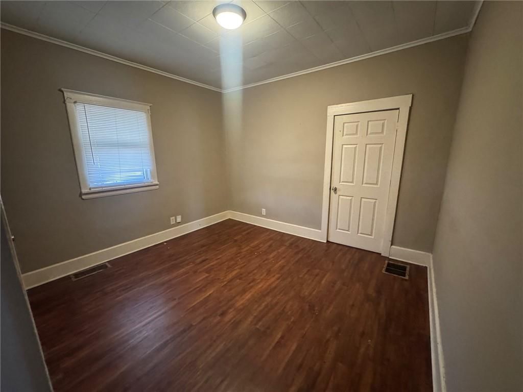 324 W Southside Boulevard — photo 6