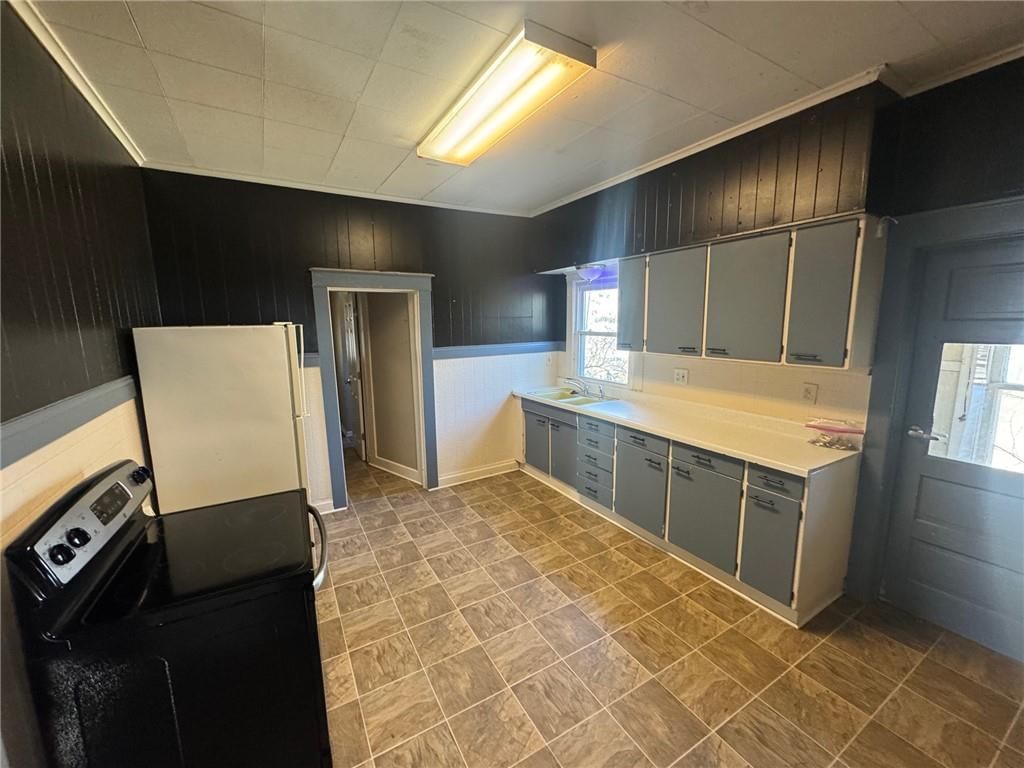 324 W Southside Boulevard — photo 11