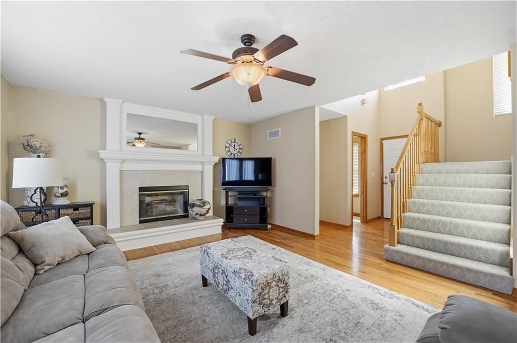 19104 W 163rd Place — photo 3