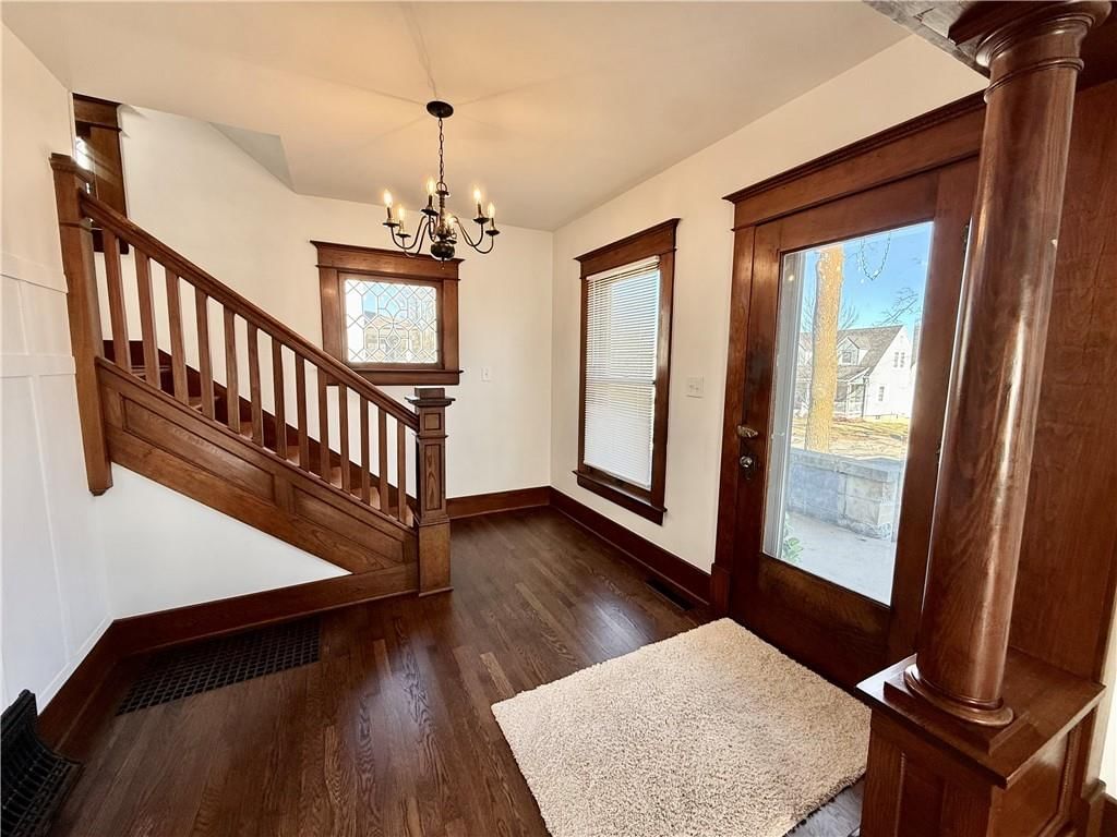 614 S BUCHANAN Street — photo 3