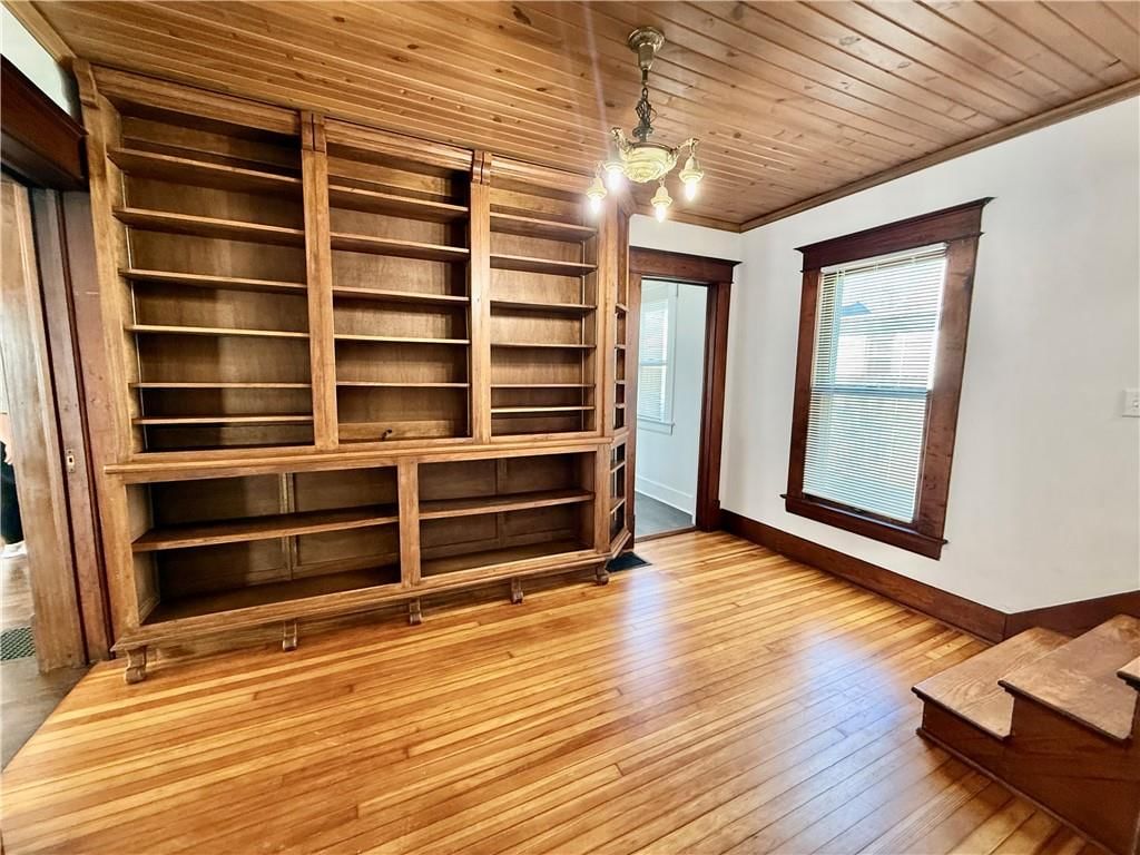 614 S BUCHANAN Street — photo 23