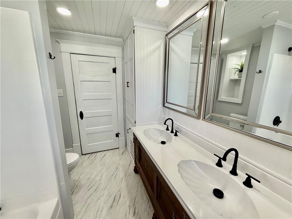 614 S BUCHANAN Street — photo 37