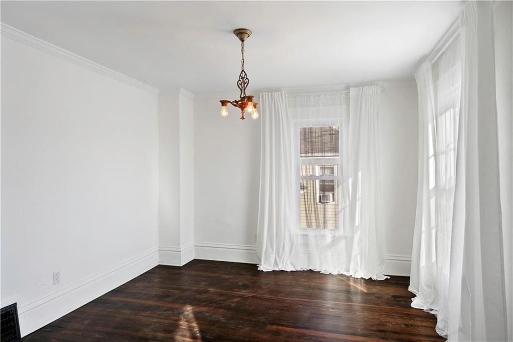 5224 E 8th Street — photo 30
