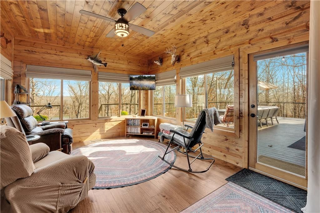 31550 Walsh Place — photo 33