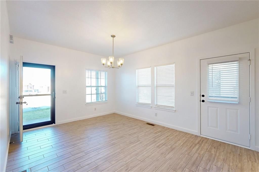 4735 S Union Avenue — photo 12