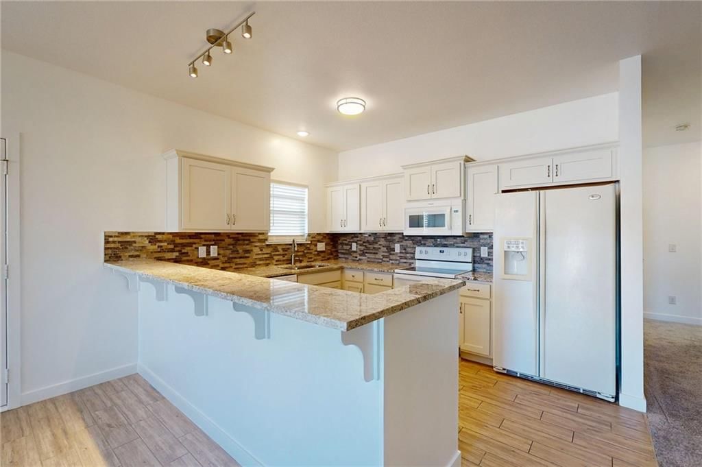4735 S Union Avenue — photo 14