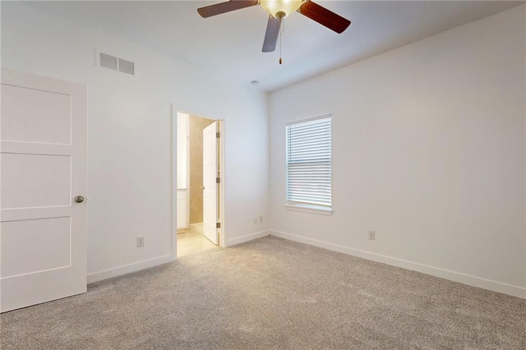 4735 S Union Avenue — photo 25