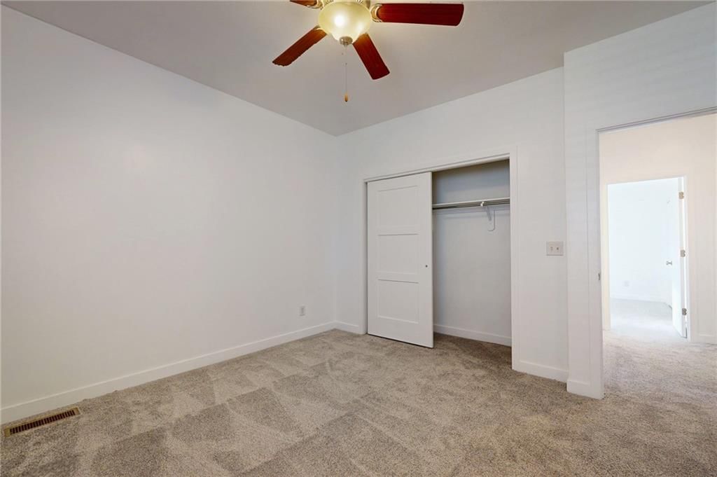 4735 S Union Avenue — photo 31