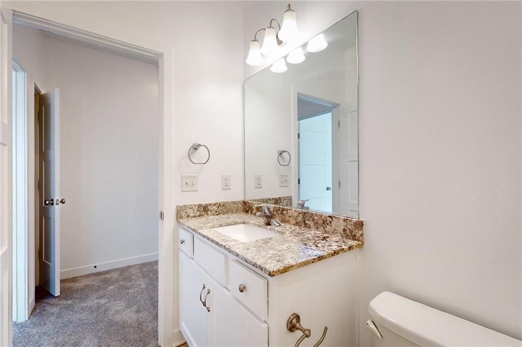4735 S Union Avenue — photo 34